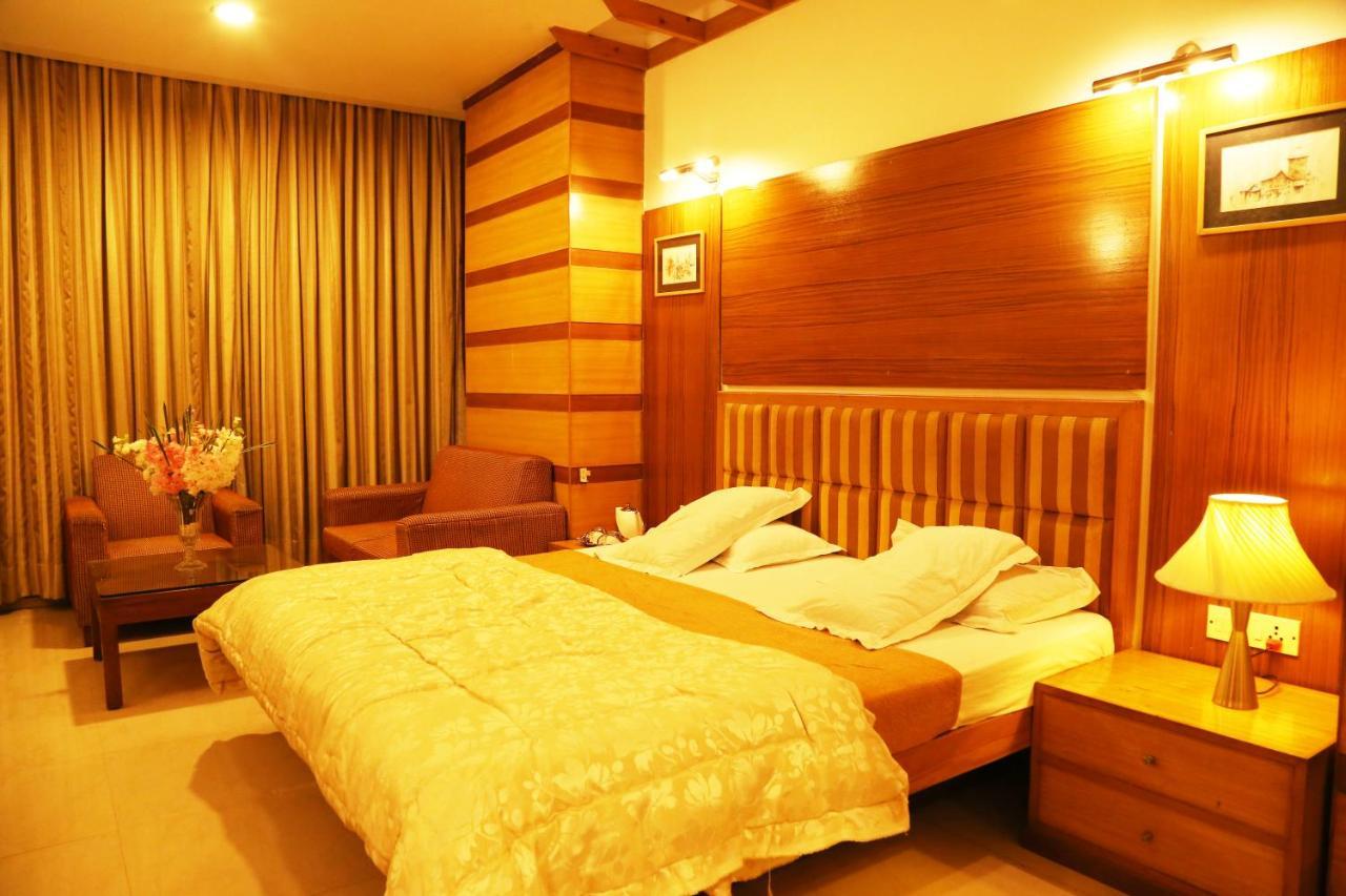 Hotel H26 Chandīgarh Extérieur photo